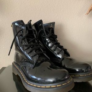 Dr. Martin 1460 Patent Leather Women’s Combat Boots Size 6.